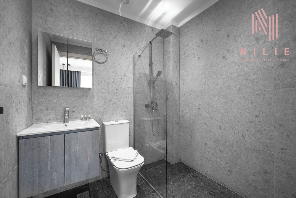 Bonsai Studios & Apartments, Nilie Hospitality MGMT