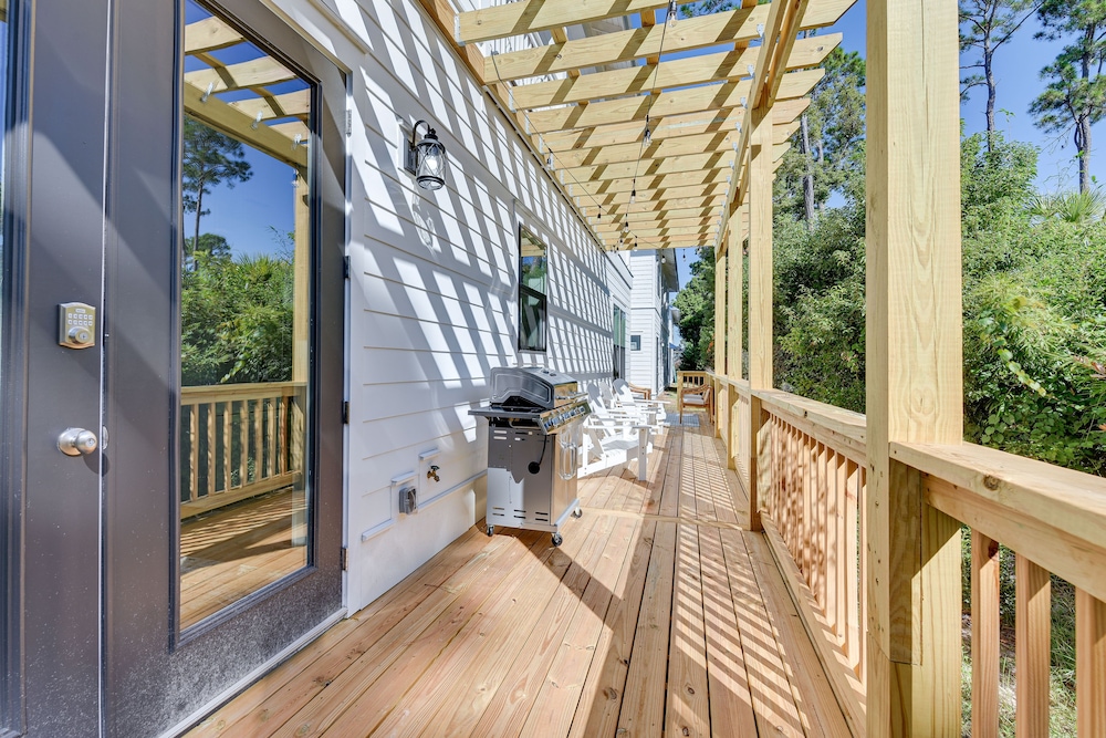 Florida Home - Grill & Pool Table, Walk to Beach view 3