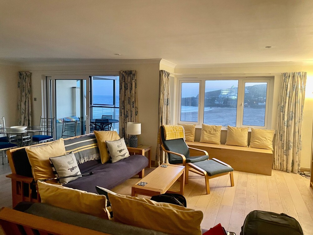 12 Burgh Island Causeway