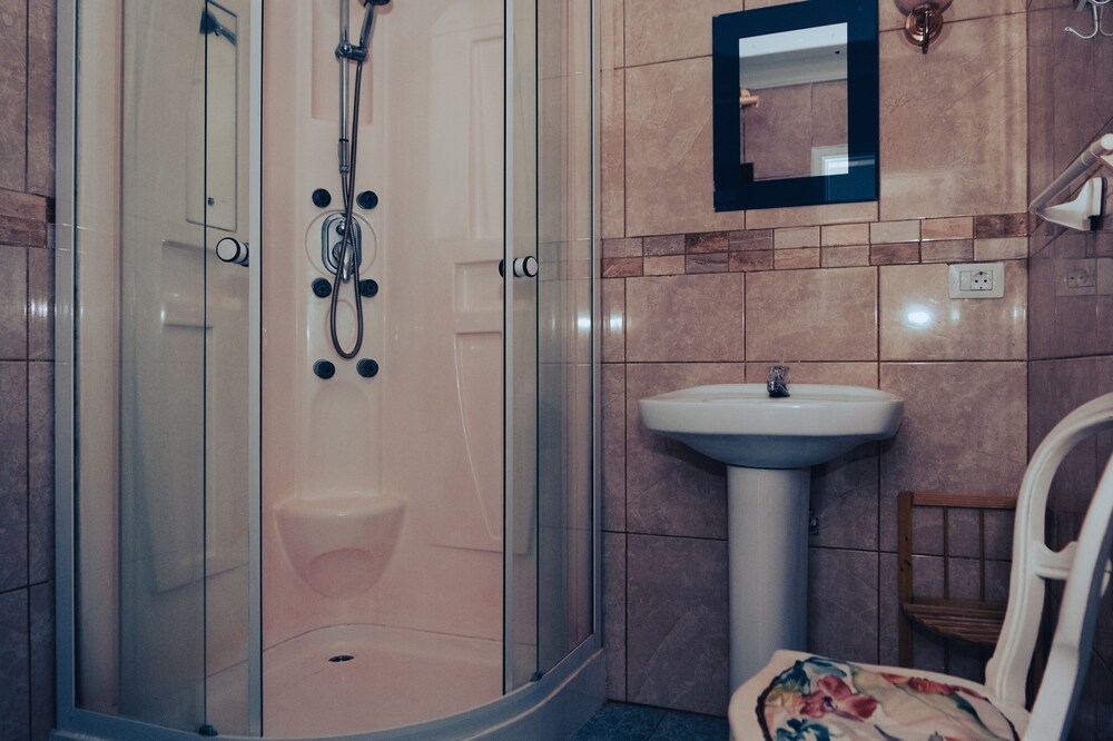 Photo 48