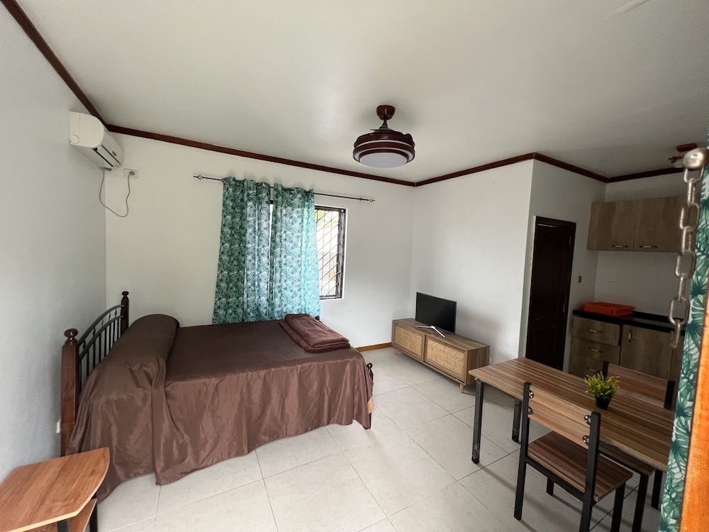 Pasifika Guesthouse - Image 1