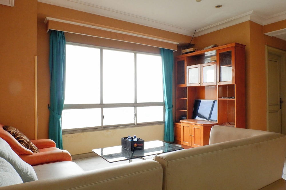 Best Deal 2Br Apartment At Taman Beverly