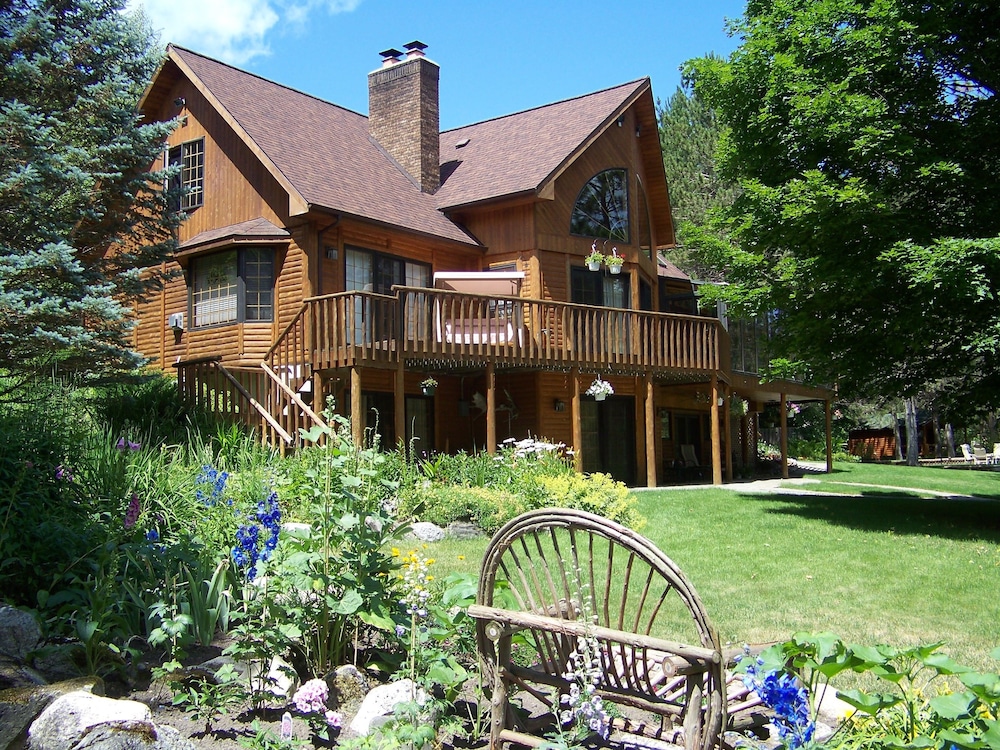 Hotel Horton Creek Inn B&B - Image 1