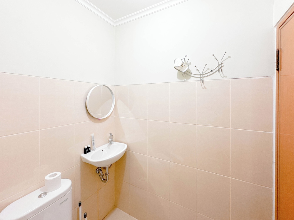 Best Location and Comfortable 2BR at Bale Hinggil Apartment