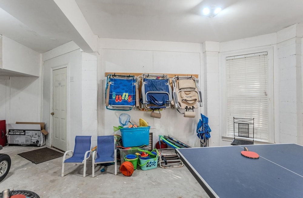 18 Fiddlers Cove Dr - 5 Bed/4 Bath w/ Resort Access & Golf Cart!