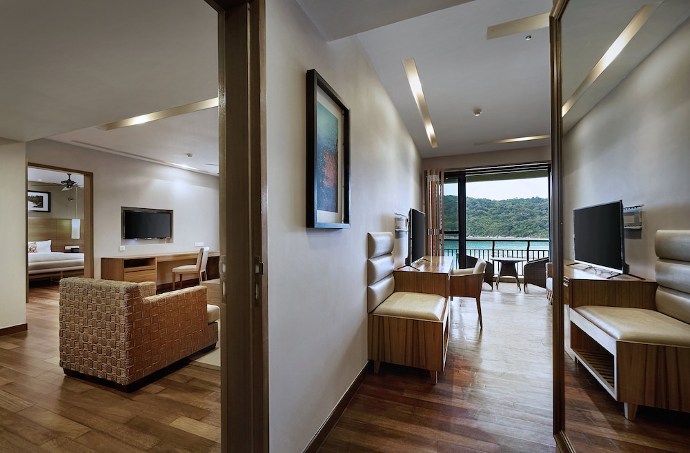 The Taaras Beach & Spa Resort 57