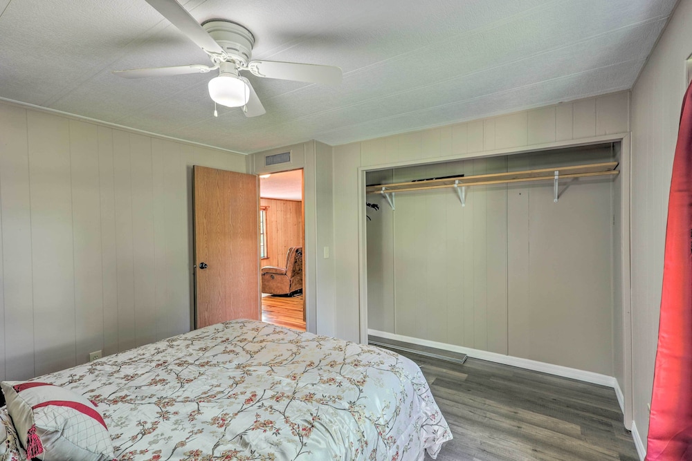 Suwannee Riverfront Home: Grill, Near Springs - Property Image 31