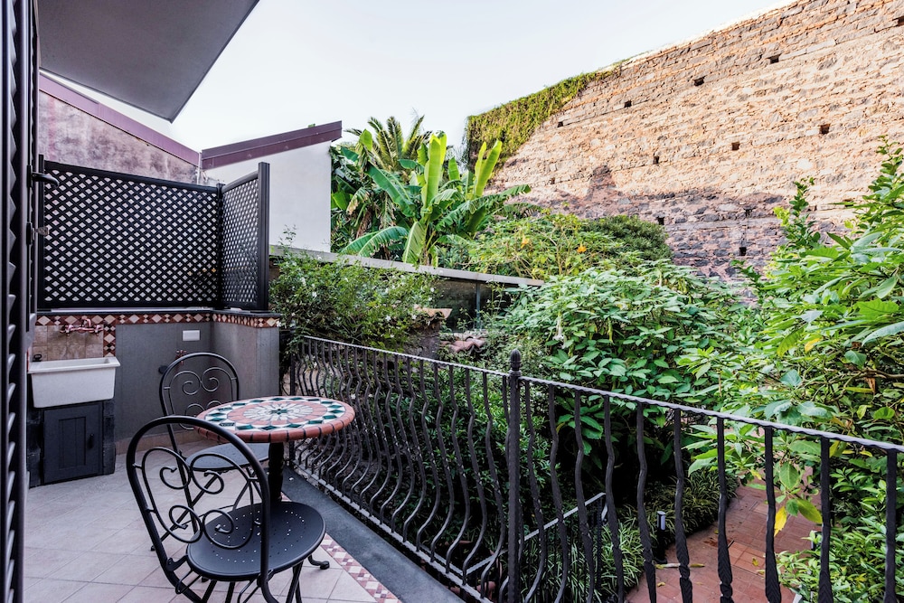 Il giardino di Aci by Wonderful Italy