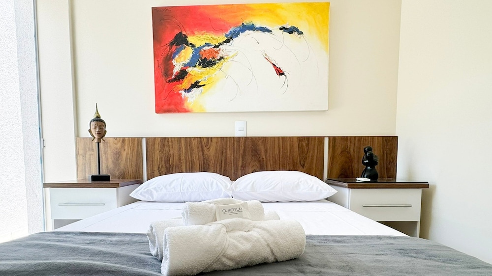 Cobertura com Piscina na praia de Bombas