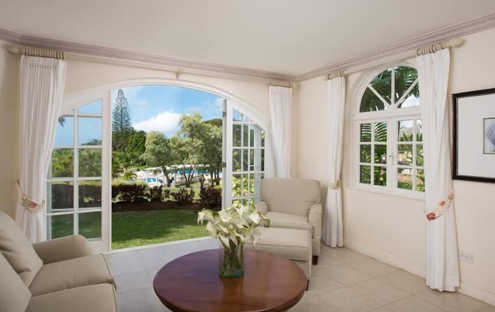 Royal Villa by Island Villas