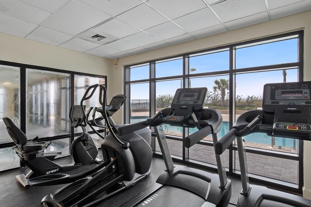 Grand Pointe 602