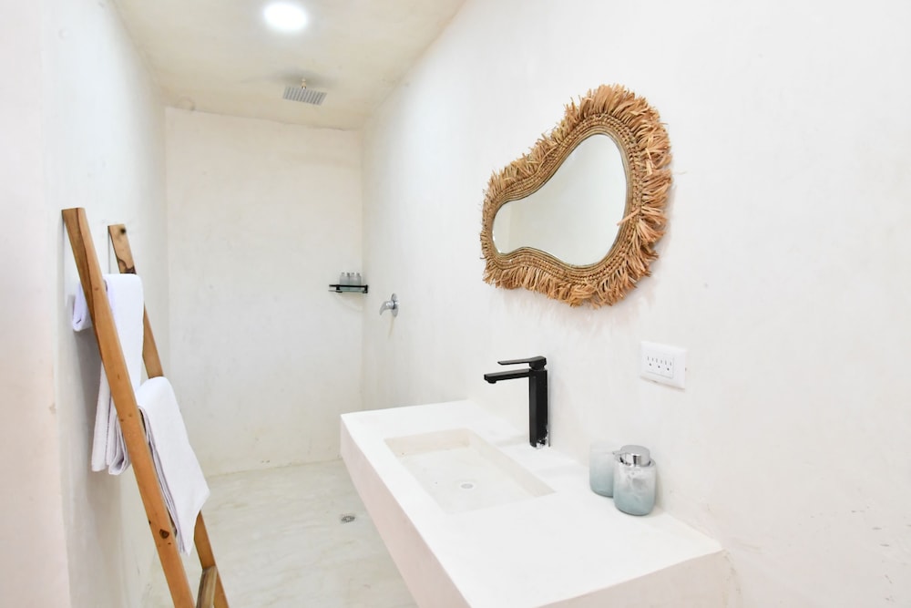Arena y Mar Seaside Glamping Adults Only