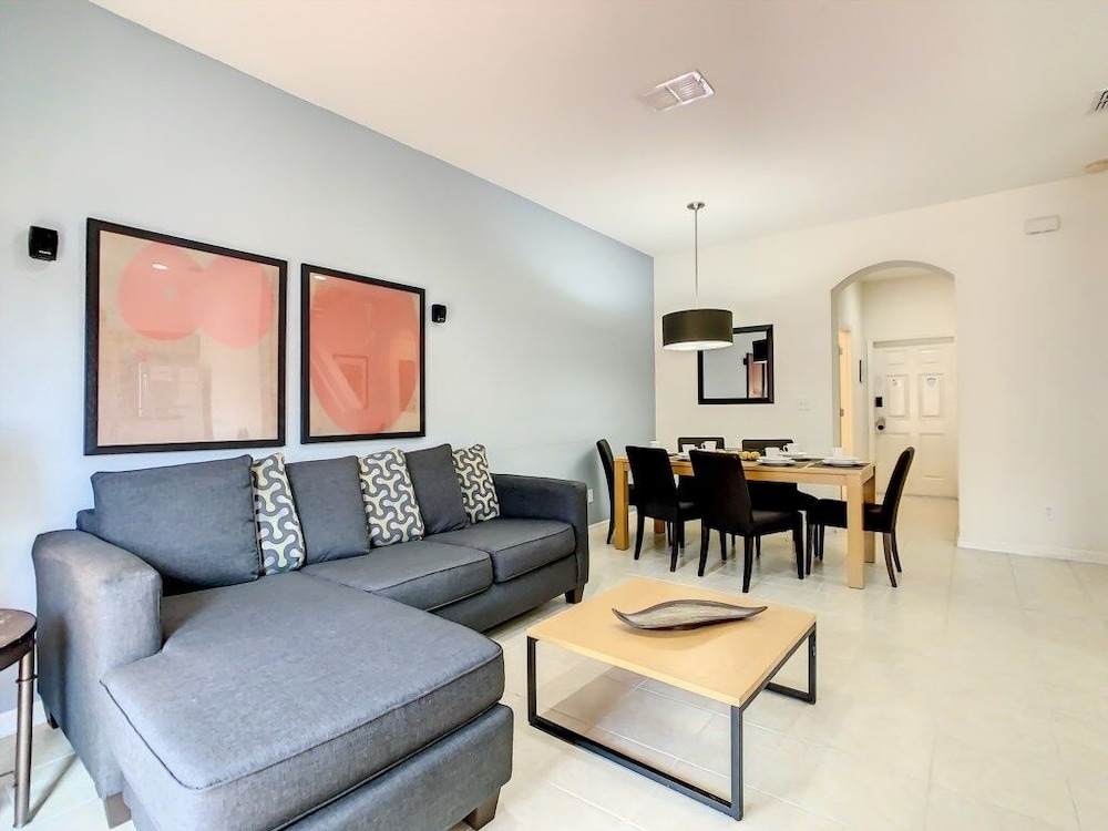 4br Home W Hottub In Regal Oaks Resort Near Disney 4 Bedroom Townhouse