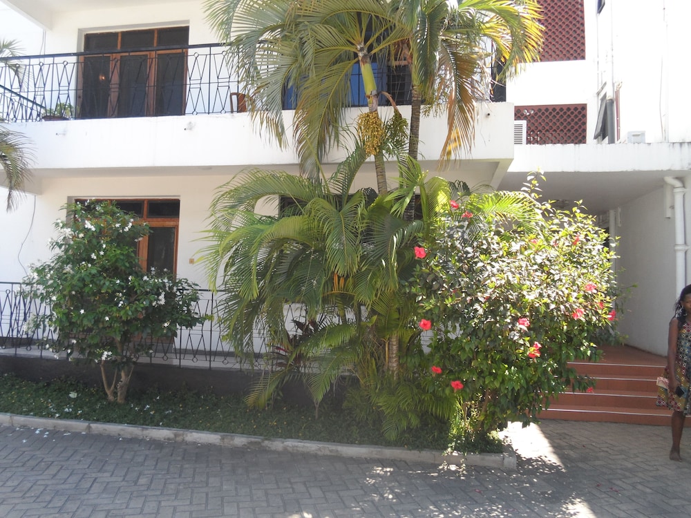 Upanga B&B - UN Road