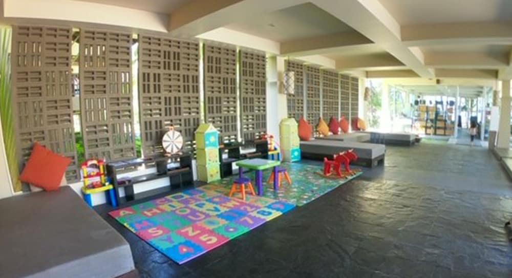 Grand Southsea Khaolak Beach Resort