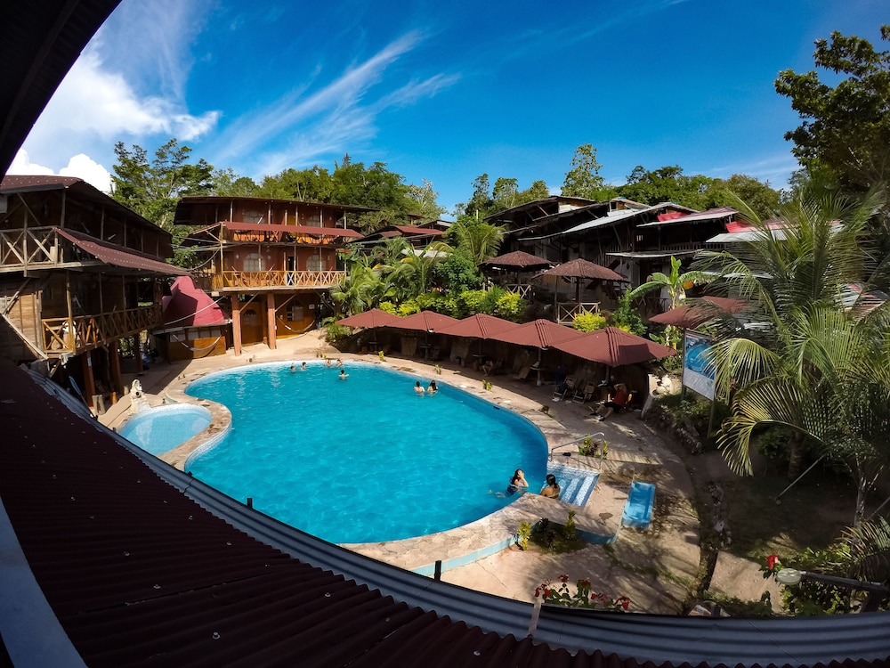 Madera Labrada Lodge