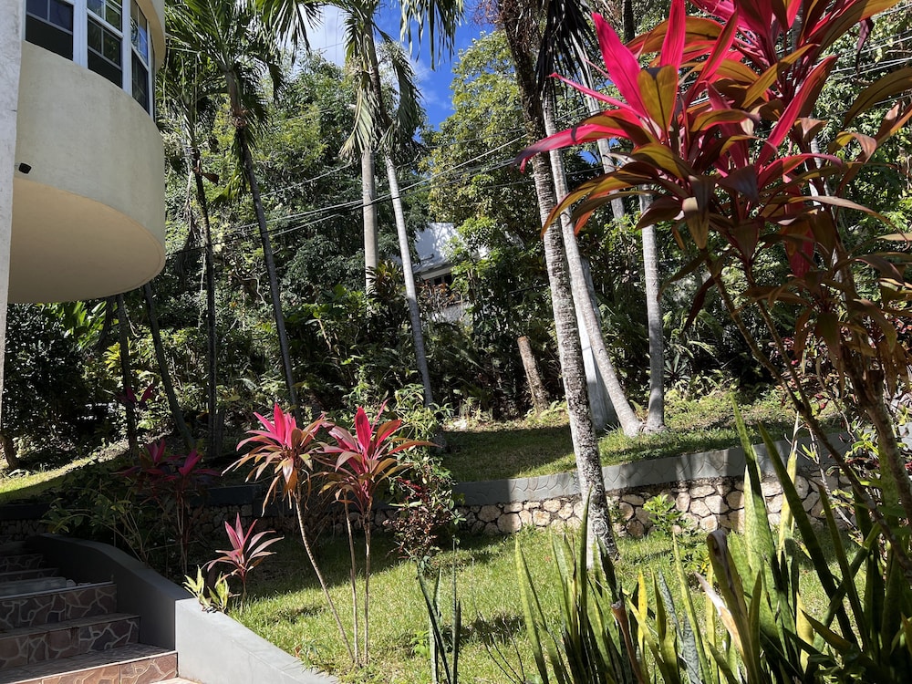 All Nations Guesthouse