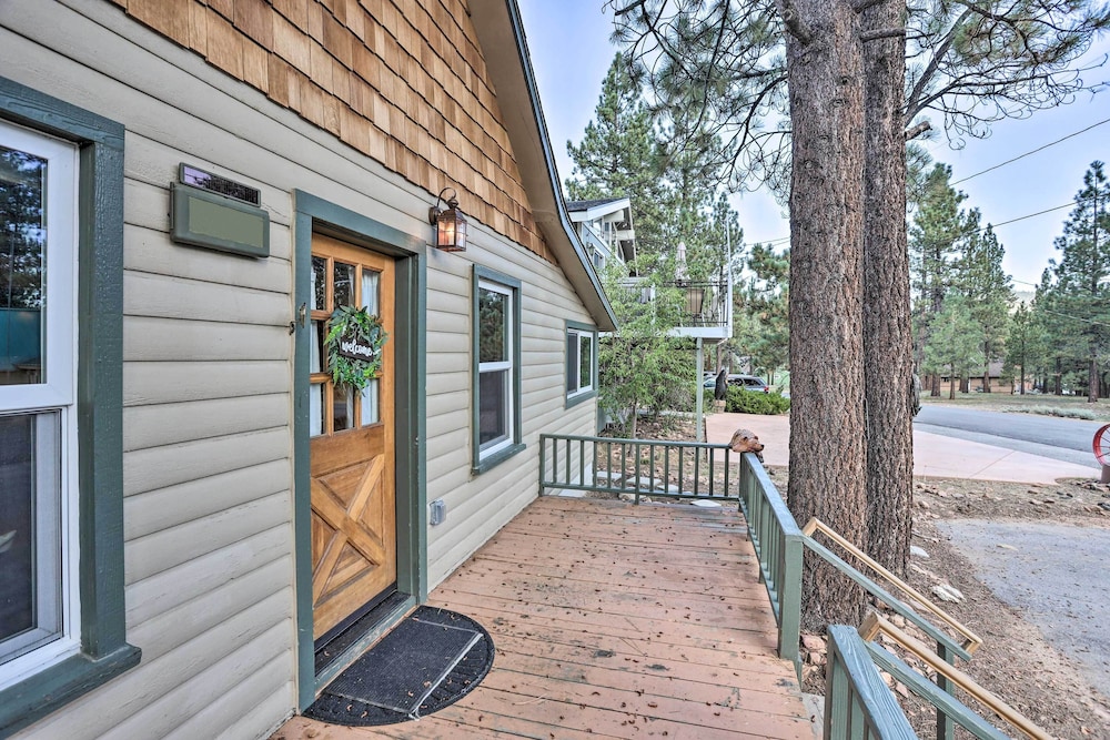 Walk to Big Bear Lake: Cozy Cabin w/ Deck view 4