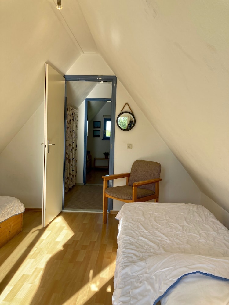 6pers House With a Private Terrace and Garden by the Lauwersmeer view 5