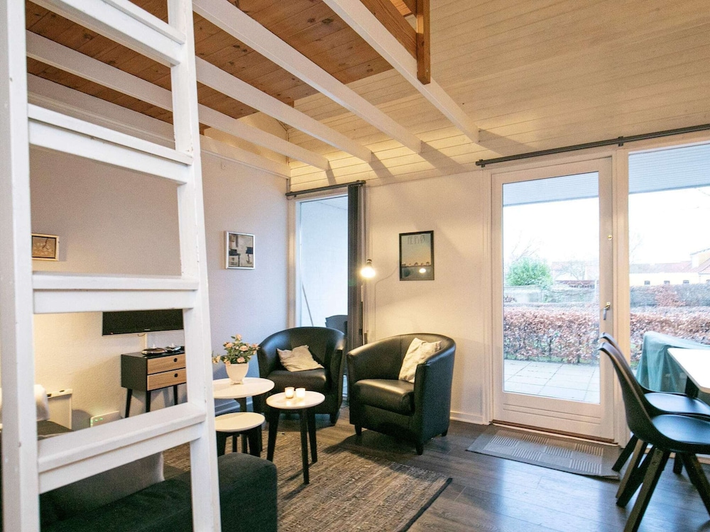 Cozy Holiday Home in Ã†rÃ¸skÃ¸bing near Harbour view 5