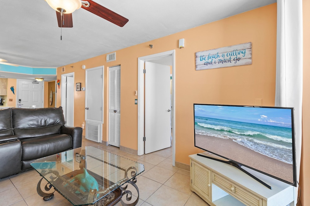 Oceania Plaza 808