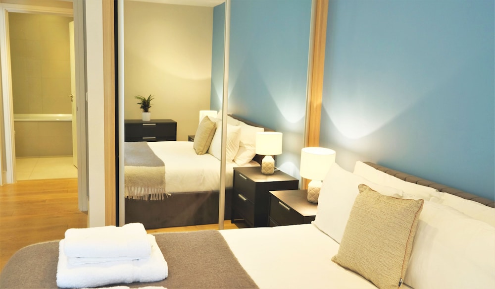Accomodo London Southbank - Spacious & Elegant Apartments near Big Ben & London Eye