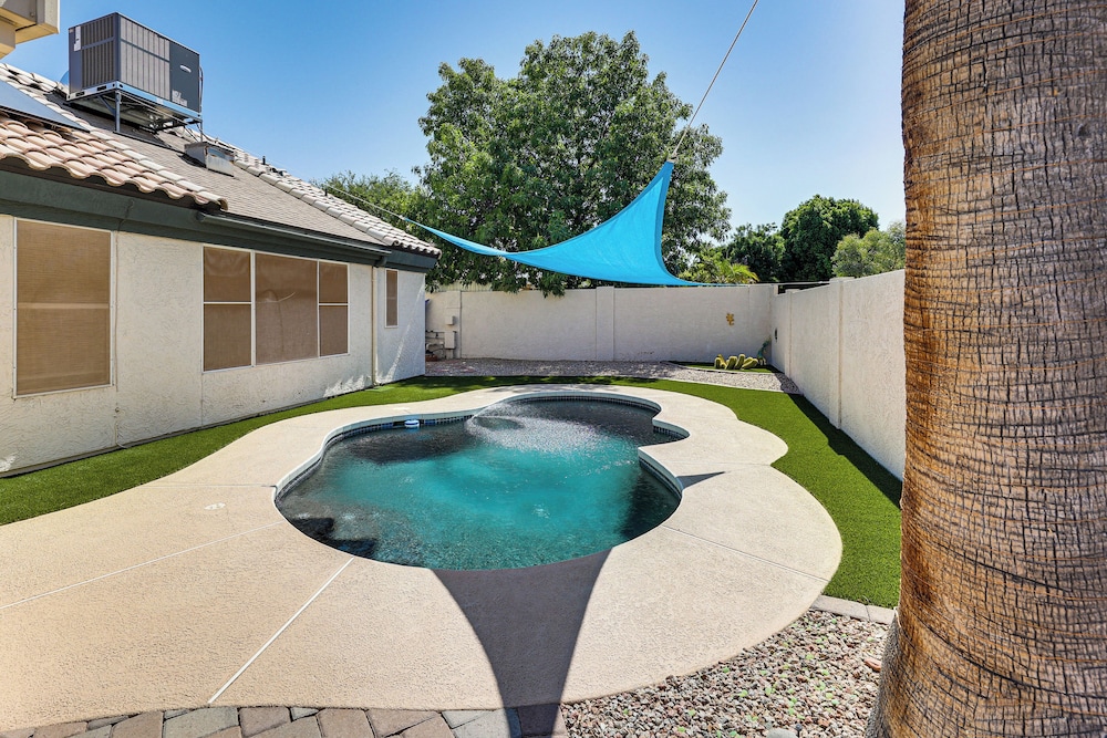 Gilbert Family Home: Games, Private Pool & Patio!
