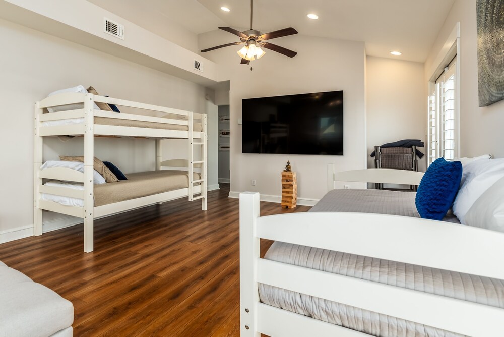 Dreamcatcher - 2814 Bienville 4 Bedroom Home by RedAwning view 4