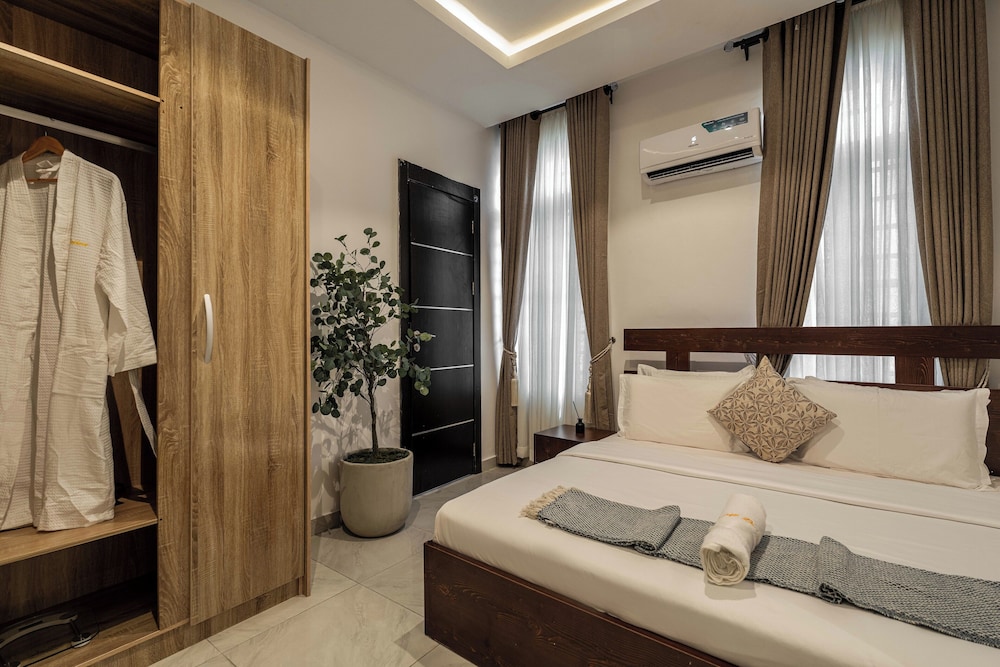 George Residence Ologolo Lekki