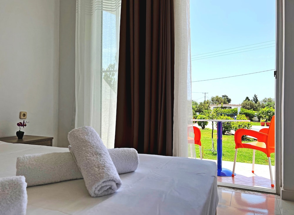 Villa Maroula
