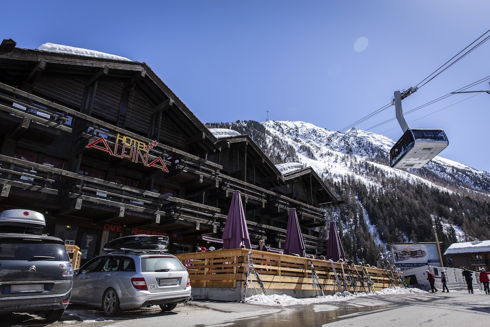 Hôtel Alpina