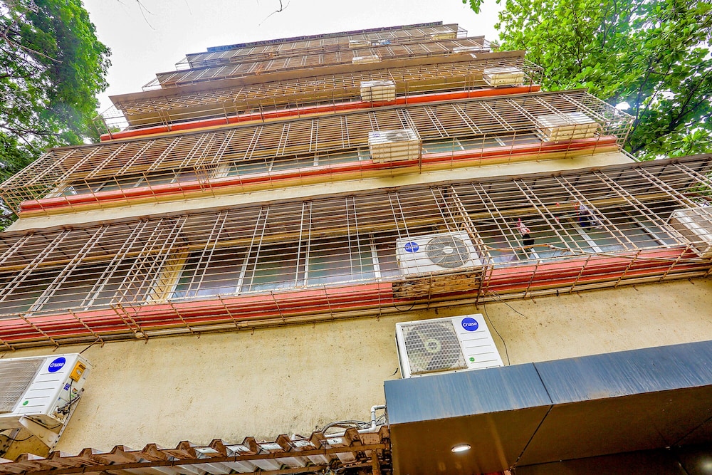 FabHotel Dream Inn I