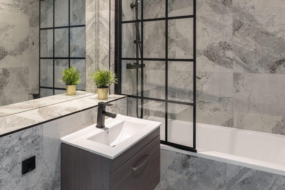 Host Stay - Princes Place Living