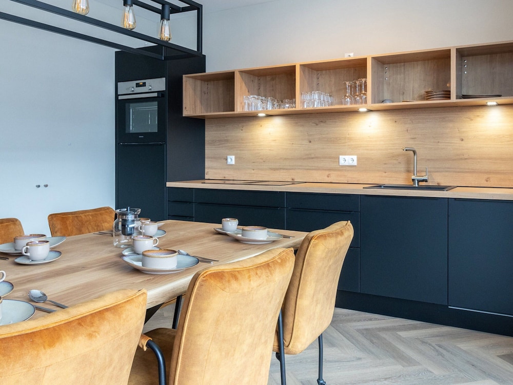 Stylish Apartment With Sauna, ski Area at 600 m