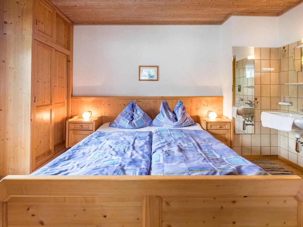 Vintage Apartment in Fugen Near Ski Area view 4