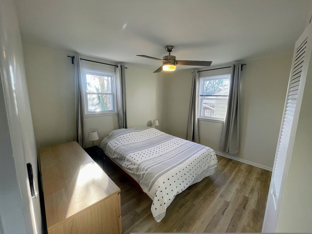 10 Braddock Somers Point