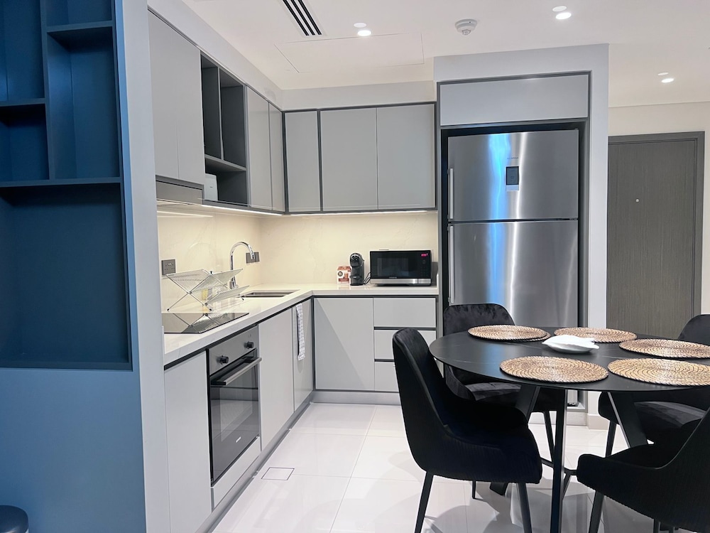 2 Bedroom Flat Beachfront Palm Jumeirah