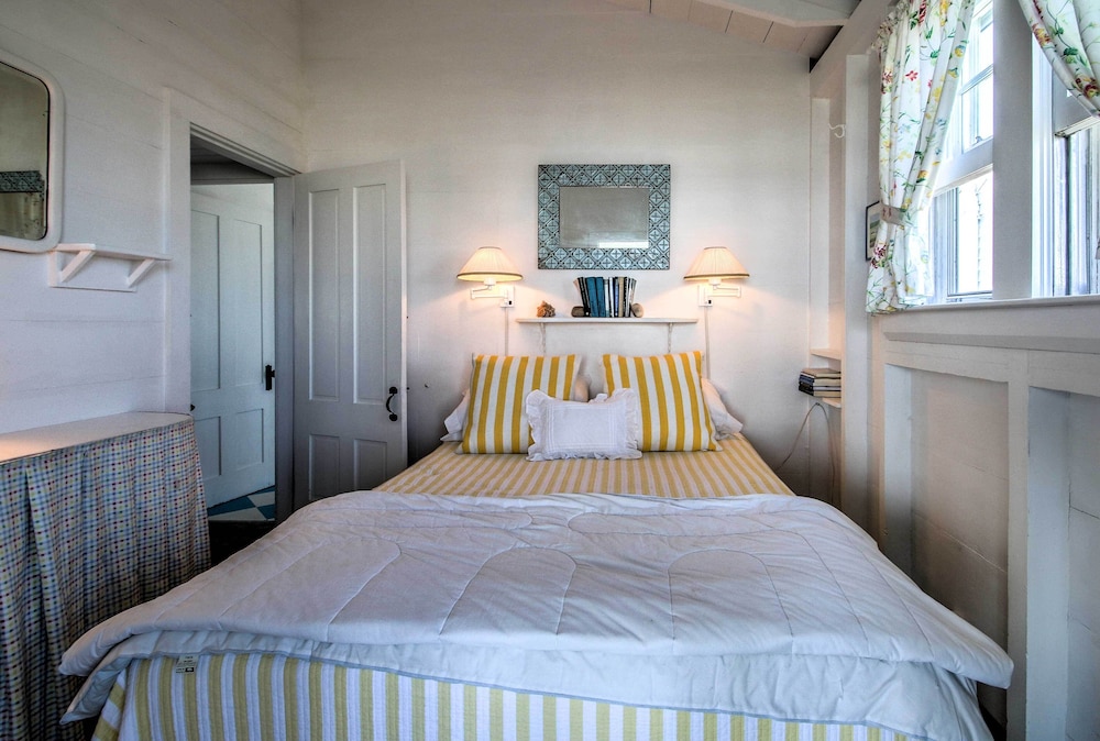 Kennebunk Cottage w/ Private Beach & Ocean Views!