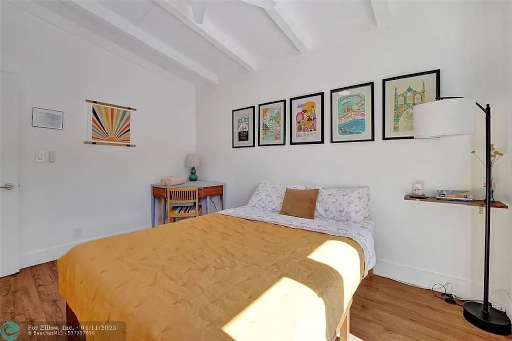 Castaways Casita Saltwater Pool Dog Friendly