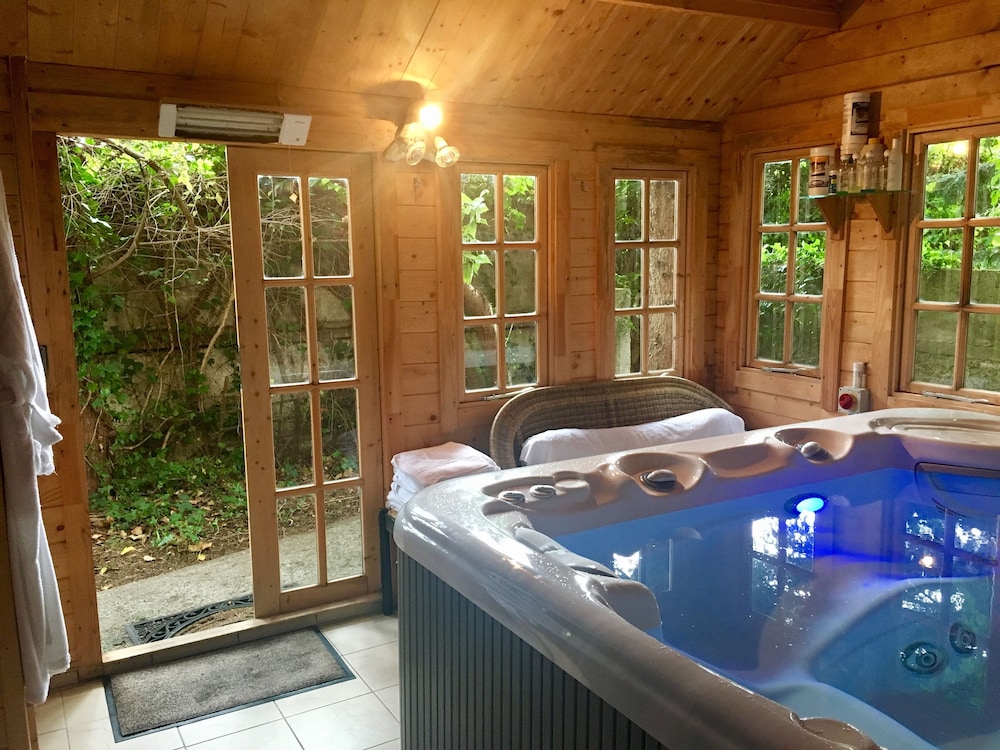 Brookville Guest House
