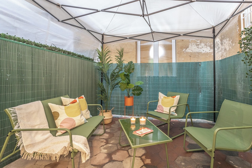 Vittoria Garden Suites