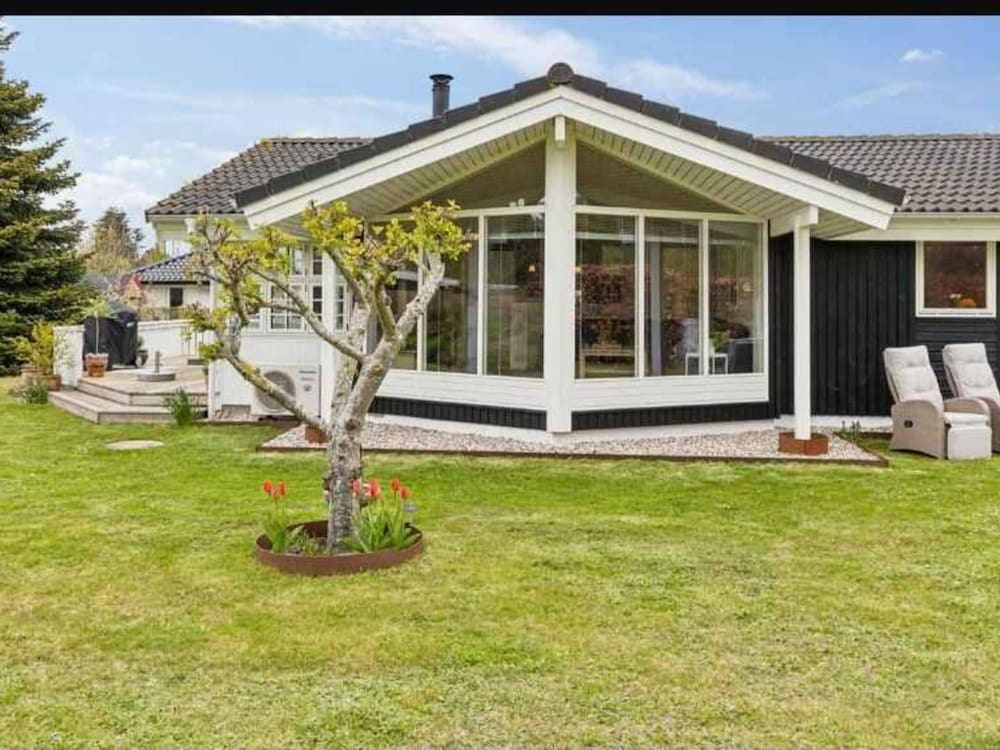 5 Star Holiday Home in Eskebjerg