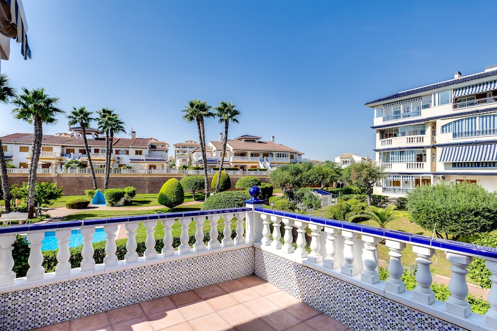 Urb. Parquemar 5 La Mata view 4