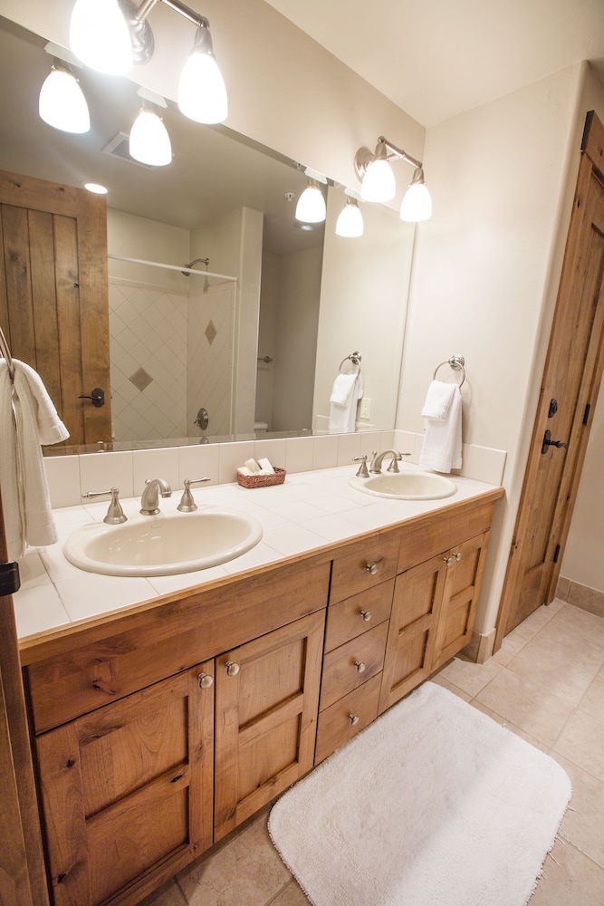 WestWall Lodge - Property Image 121