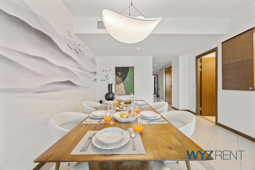 Creekside Haven 2BR Marsa Plaza DFC