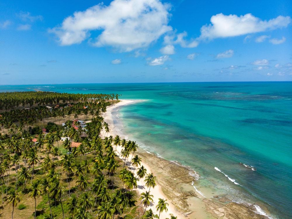 Flats no Carneiros Beach Resort