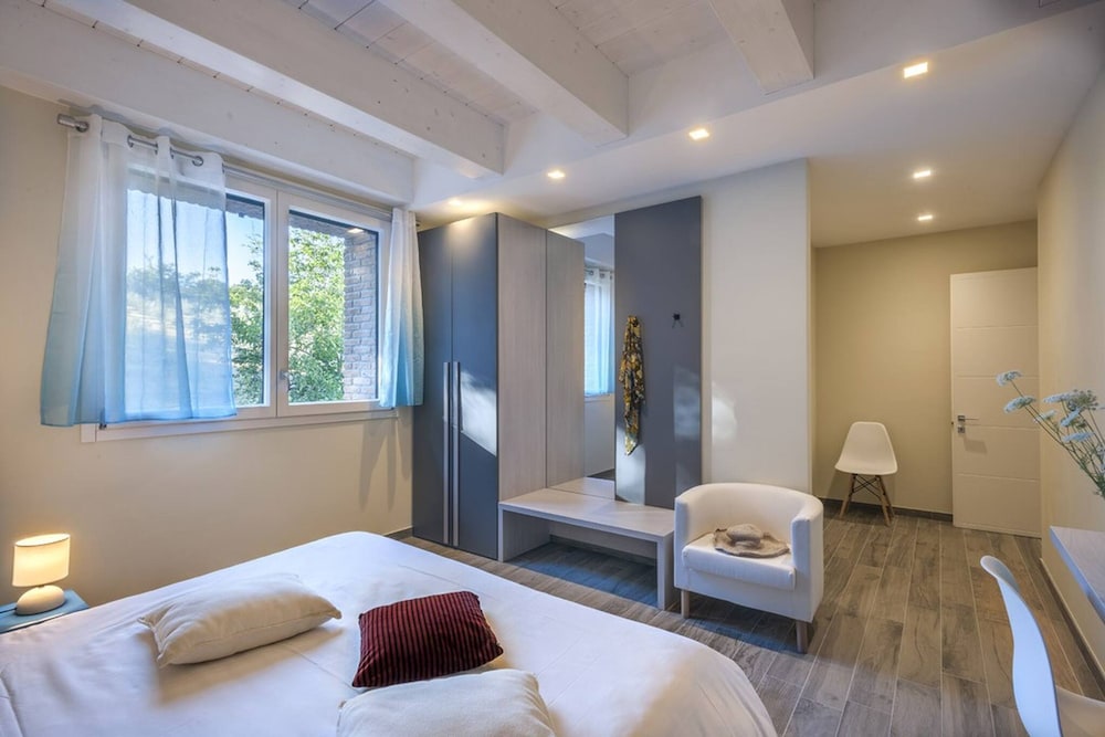 Casale Astralis 13 by Marche Holiday Villas
