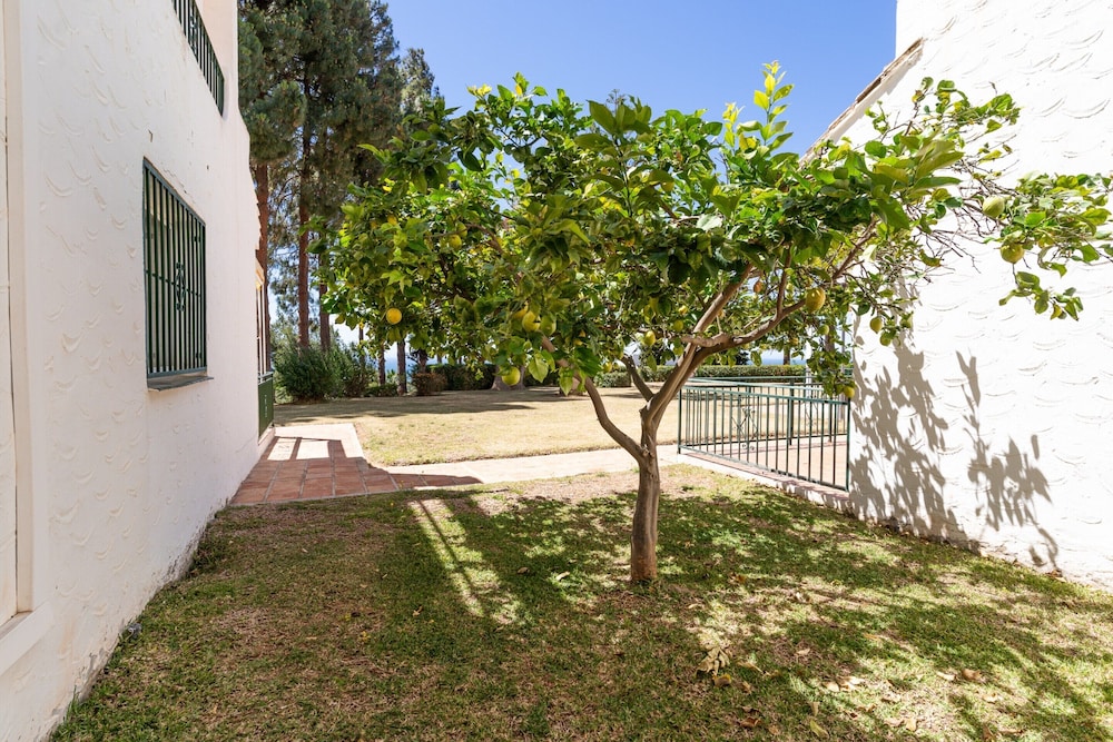 Apartment in Mijas Costa Near Beaches