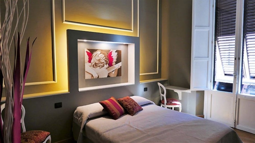 hotel room