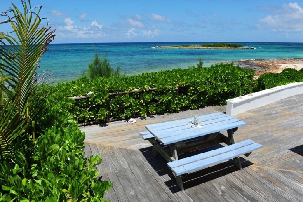 Med Point 1 Bedroom Home - Property Image 35